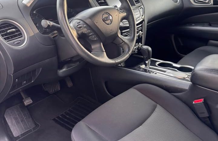 2018 Nissan pathfinder SV Sport Utility 4D full