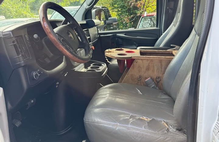 2015 GMC savana 2500 cargo Regular Van 3D full