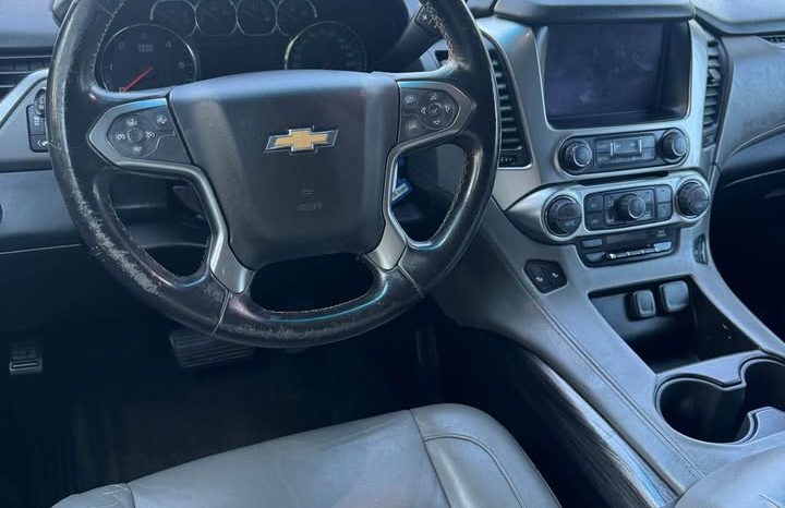 2015 Chevrolet suburban LT Sport Utility 4D full