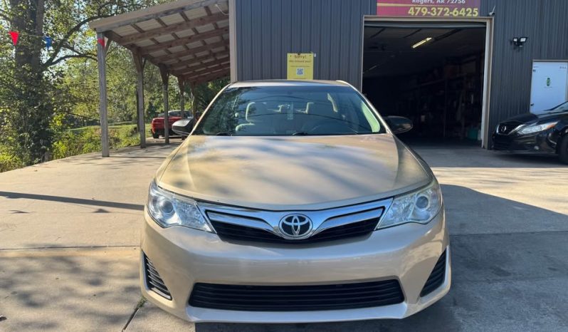 2012 Toyota camry LE Sedan 4D full