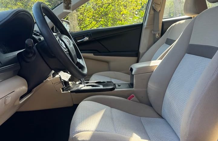 2012 Toyota camry LE Sedan 4D full