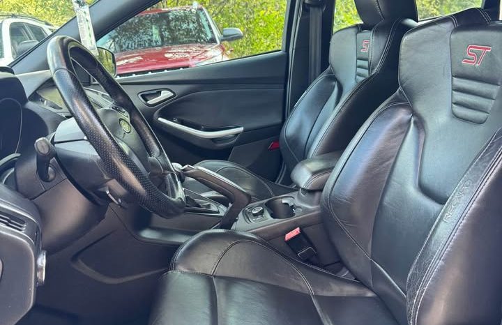 2013 Ford focus st Hatchback 4D full