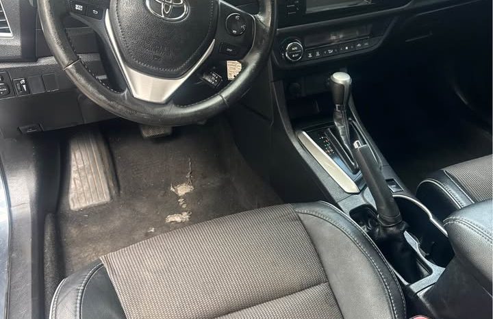 2016 Toyota corolla L Sedan 4D full