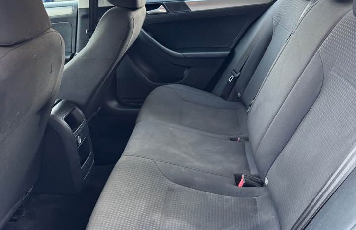 2015 Volkswagen jetta SE Sedan 4D full