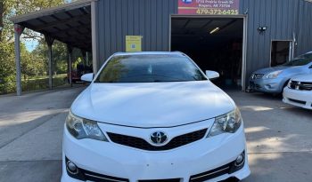 2012 Toyota camry SE Sedan 4D full