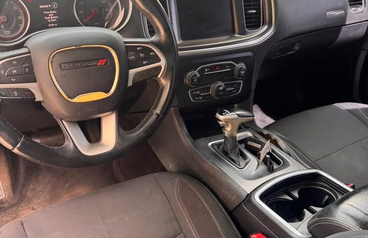 2015 Dodge charger SXT Sedan 4D full