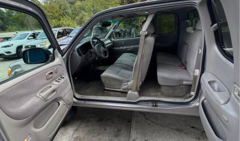 2000 Toyota tundra SR5 Pickup 4D 5 1/2 ft full