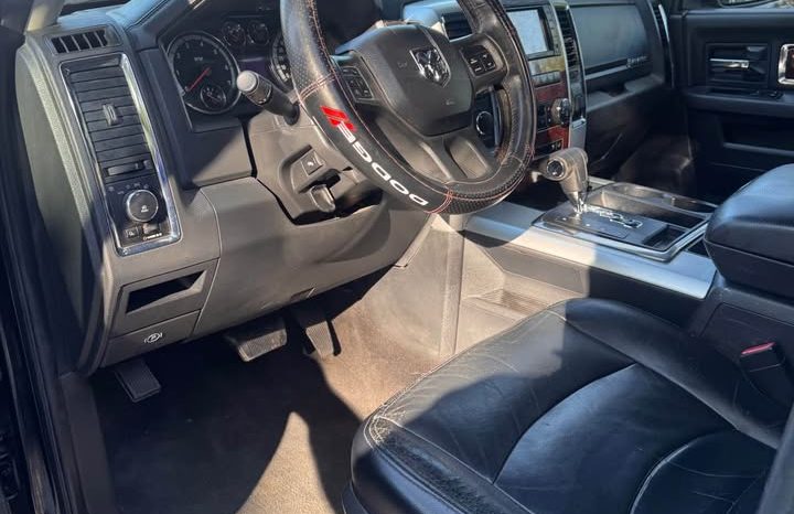 2012 Dodge ram 1500 mega cab Big horn full