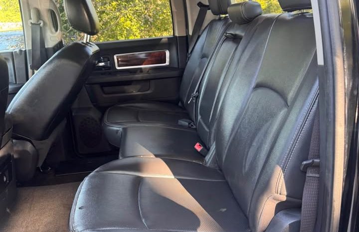 2012 Dodge ram 1500 mega cab Big horn full