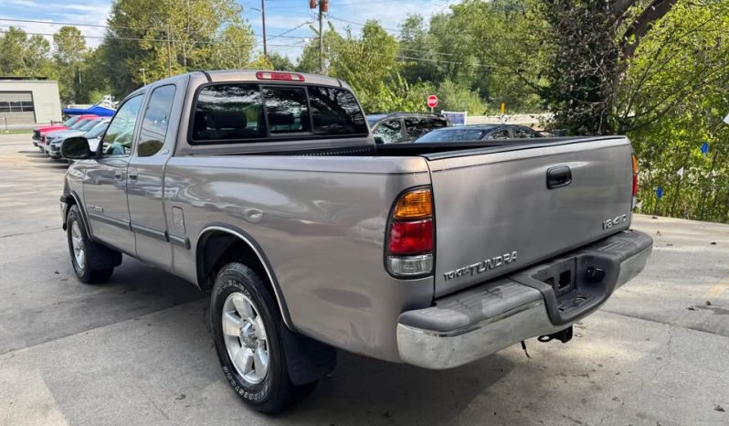 2000 Toyota tundra SR5 Pickup 4D 5 1/2 ft full
