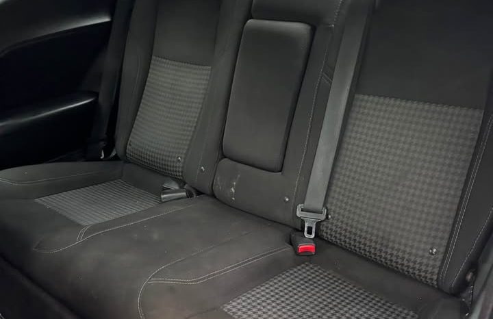 2018 Dodge challenger SXT Coupe 2D full