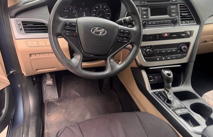 2015 Hyundai sonata SE Sedan 4D full