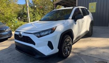 2019 Toyota rav4 LE Sport Utility 4D full