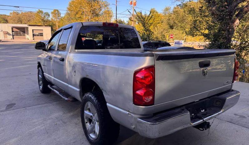2007 Dodge ram 1500 crew cab SLT Pickup 4D 5 1/2 ft full
