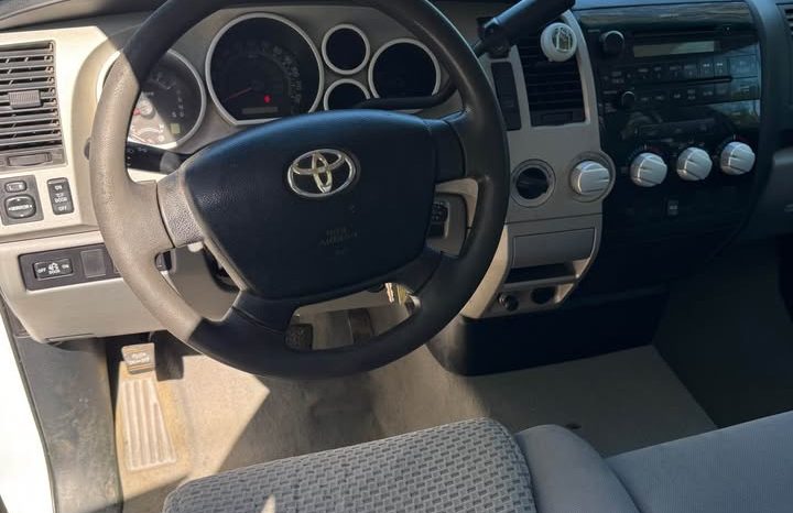 2007 Toyota tundra crewmax SR5 Pickup 4D 5 1/2 ft full