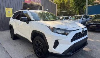 2019 Toyota rav4 LE Sport Utility 4D full