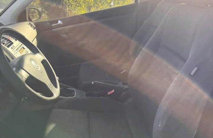 2007 Volkswagen rabbit S Hatchback 2D full