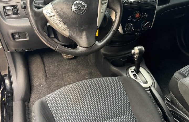 2016 Nissan versa note SV Hatchback 4D full