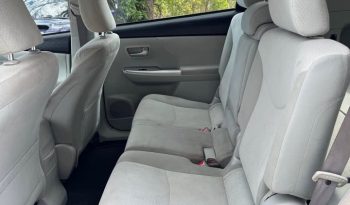 2012 Toyota prius V Hatchback 4D full