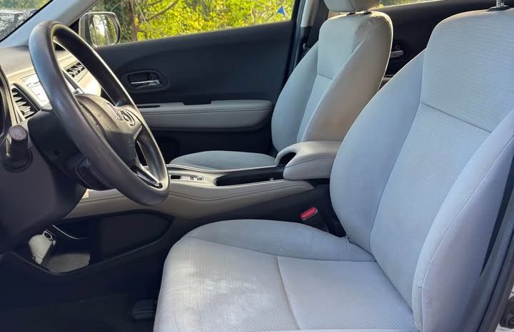 2019 Honda hr-v LX Sport Utility 4D full