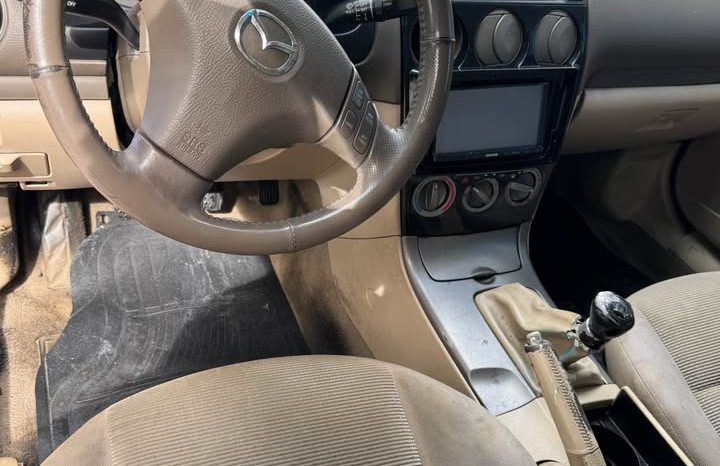 2004 Mazda mazda6 i Sedan 4D full