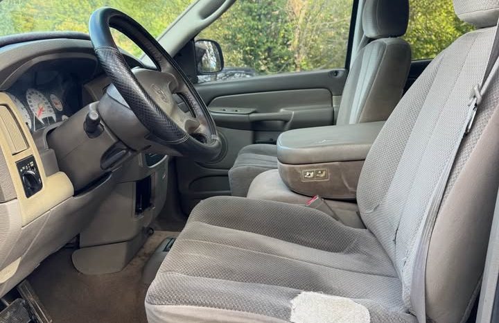 2002 Dodge ram 1500 SLT Pickup 4D 5 1/2 ft full